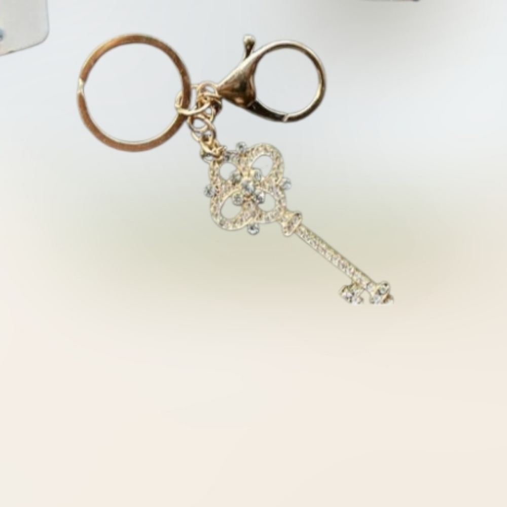 NWT Mint KEY shape Gold Tone with CLEAR Glass Gems Keychain Purse Charm Ornament